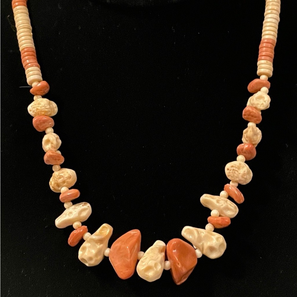 Vintage Santo Domingo Pueblo Shell and Coral Necklace